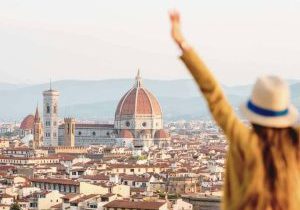 Consejos para tener dinero y viajar Desfronterate Canva 79KB